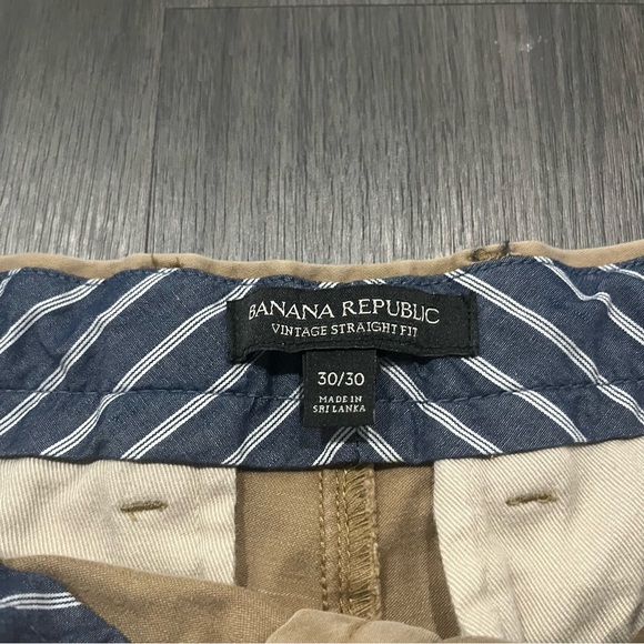 Banana Republic Men’s Vintage Straight Fit Khaki Chinos 30x30 - Picture 3 of 5
